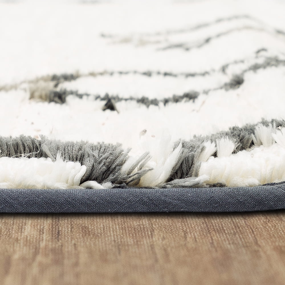 Mohawk Horizon Sahara Bath rug, Grey, 1' 9"x5'