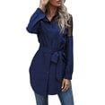 thumbnail image 1 of Blusa de encaje azul real para mujer con cinturón de cintura alta, largo medio, cuello redondo y detalle de botones, 1 of 6
