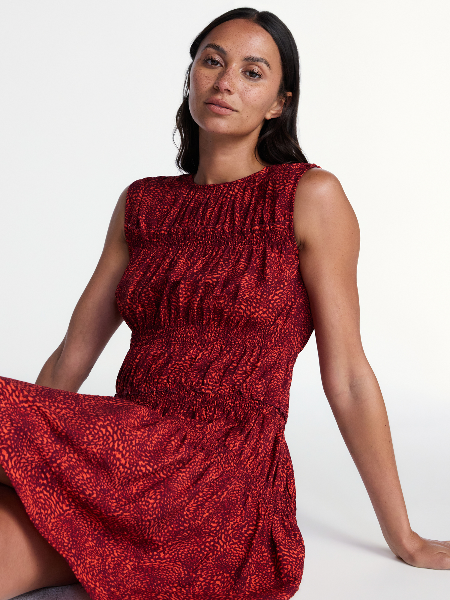 Time and Tru Women's Smocked Sleeveless Mini Dress photo 5
