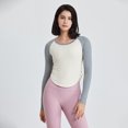 thumbnail image 3 of Camiseta deportiva ajustada de manga larga para mujer, con pliegues y contraste de colores, para adelgazar, fitness, yoga, desnuda, 3 of 4