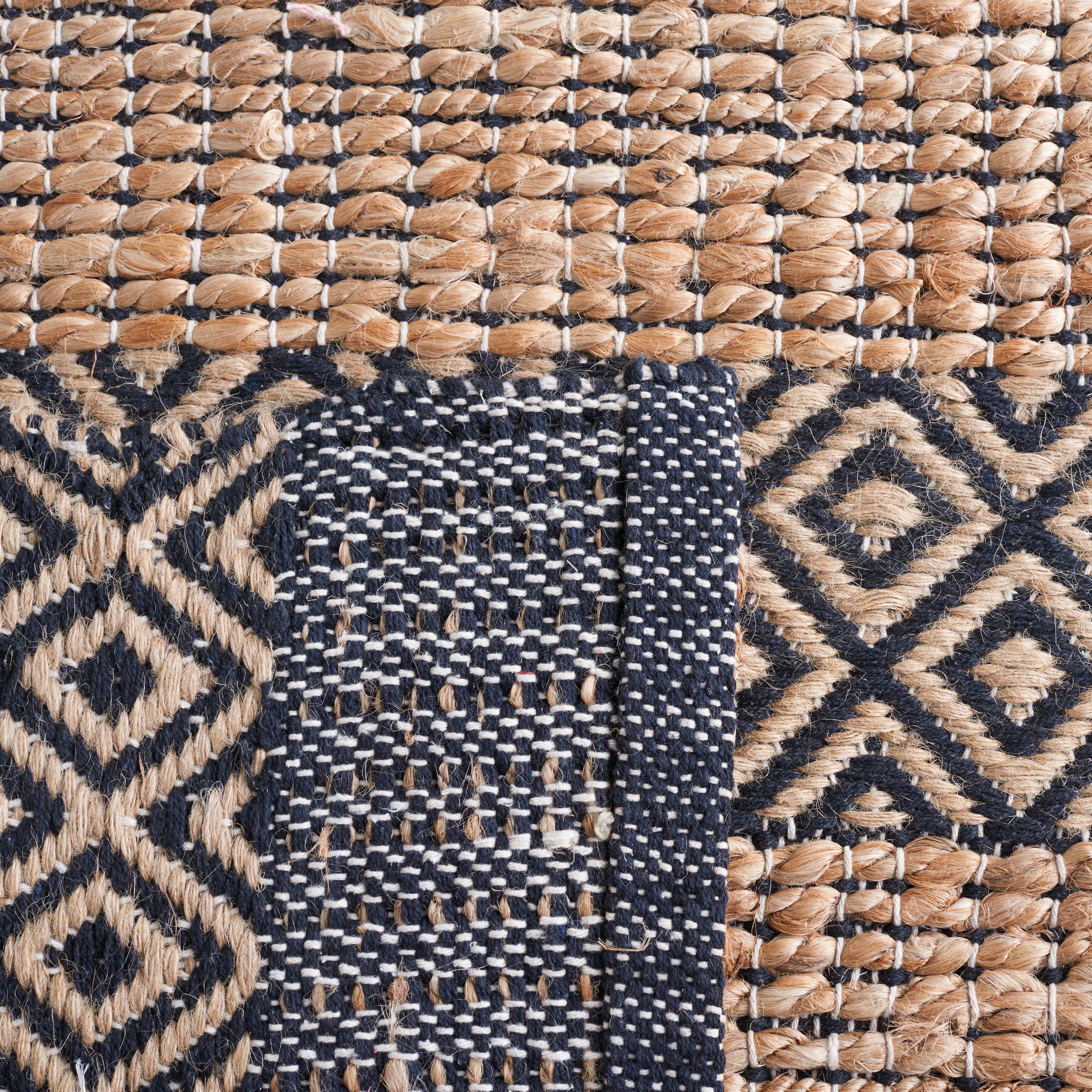 SAFAVIEH Natural Fiber Wenonah Striped Area Rug, Black/Natural, 5' x 8'
