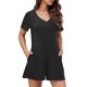 thumbnail image 1 of Traje Corto de Cuello en V para las Mujeres Color Sólido Atlético con Bolsillos, Poliéster, 1 of 9