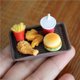 thumbnail image 5 of Lindo balde de pollo frito en miniatura para casa de muñecas a escala 1/12, hamburguesa, minicomida para muñeca Blyth OB11, accesorio de juguete, 5 of 5