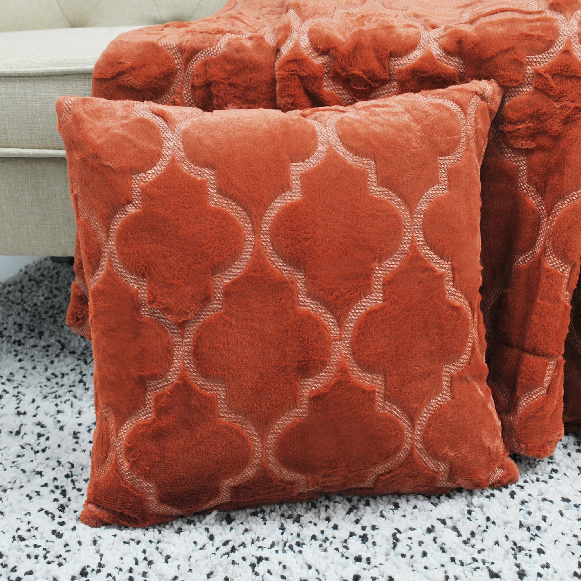 Home Soft Things Ogee Tatami Faux Fur & Pillow Cover Set - Burnt Orange - 50" x 60"/18" x 18"