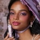 thumbnail image 5 of Brillo de labios Flower Knows Violet Strawberry Rococo Glowy G04, 5 of 9
