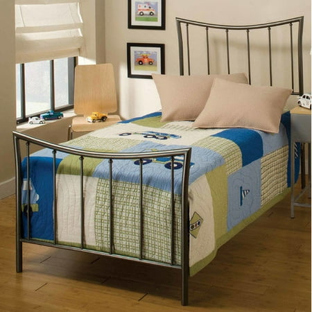 Hillsdale Furniture Edgewood Panel Bed
