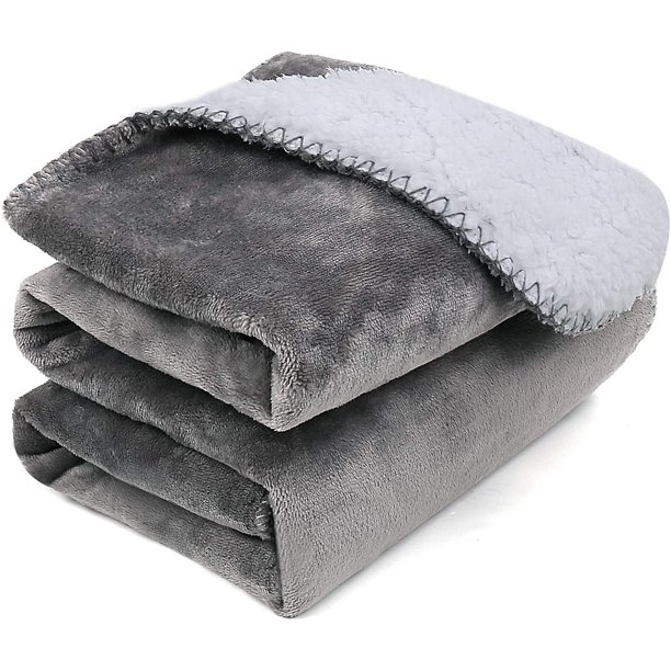 SSAWcasa Waterproof Pet Blanket 30”x40”, Soft Dog Bed Blanket, Plush Throw Sherpa Membrane
