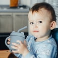 thumbnail image 4 of Vaso de entrenamiento de silicona con pajita para niños pequeños de 8 meses, 4 of 5