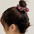 thumbnail image 2 of Jumpingount Copo de nieve de Navidad Impreso Lazo para el cabello Banda elástica para el cabello Titular de cola de caballo para mujeres niñas Tipo 1 Accesorio para el cabello Navidad 3 Jumpingount AP000495-03, 2 of 6