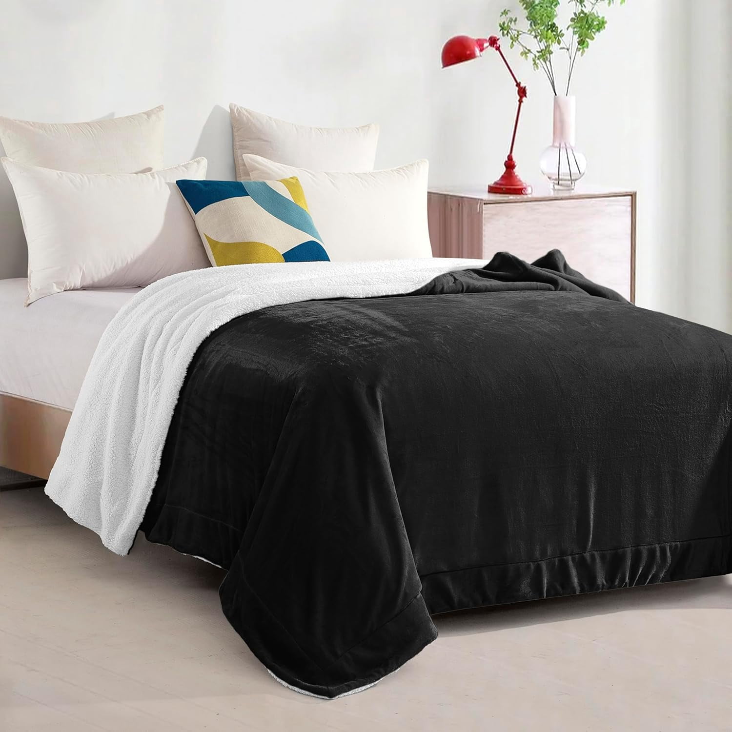 Elegant Comfort Soft, Reversible Sherpa Blanket, Flannel Fleece Throw for Couch and Bed, Warm and Plush Winter Blanket, King, Black