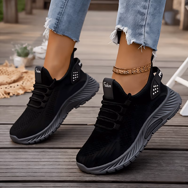 Black, variant on Women Lightweight Flyknit Casual Tennis Shoes, Wide Feet Breathable Cushioned Walking Sneakers