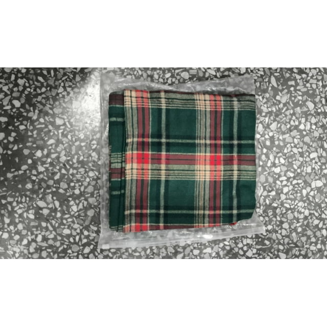 Mantel Navideño Verde de Tela Tejida | Nylon y Spandex Rústicos | 100 X 140 Cm | Diseño Francés Impermeable | 1 Unidad