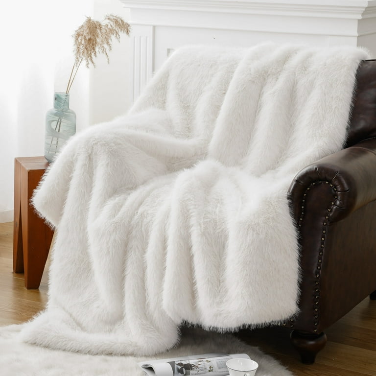 Battilo Luxury Fluffy Brown Faux Fur Throw Blanket, Cozy Thick Warm Fur Blanket for Couch, Sofa, Chair, Bed, Plush Fuzzy Fur Throws with Long Pile, 50