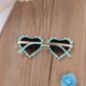 thumbnail image 4 of Gafas de sol en forma de corazón para niños y niñas, gafas de fotografía vintage anti-UV para fiesta de bebé, playa (verde), 4 of 5