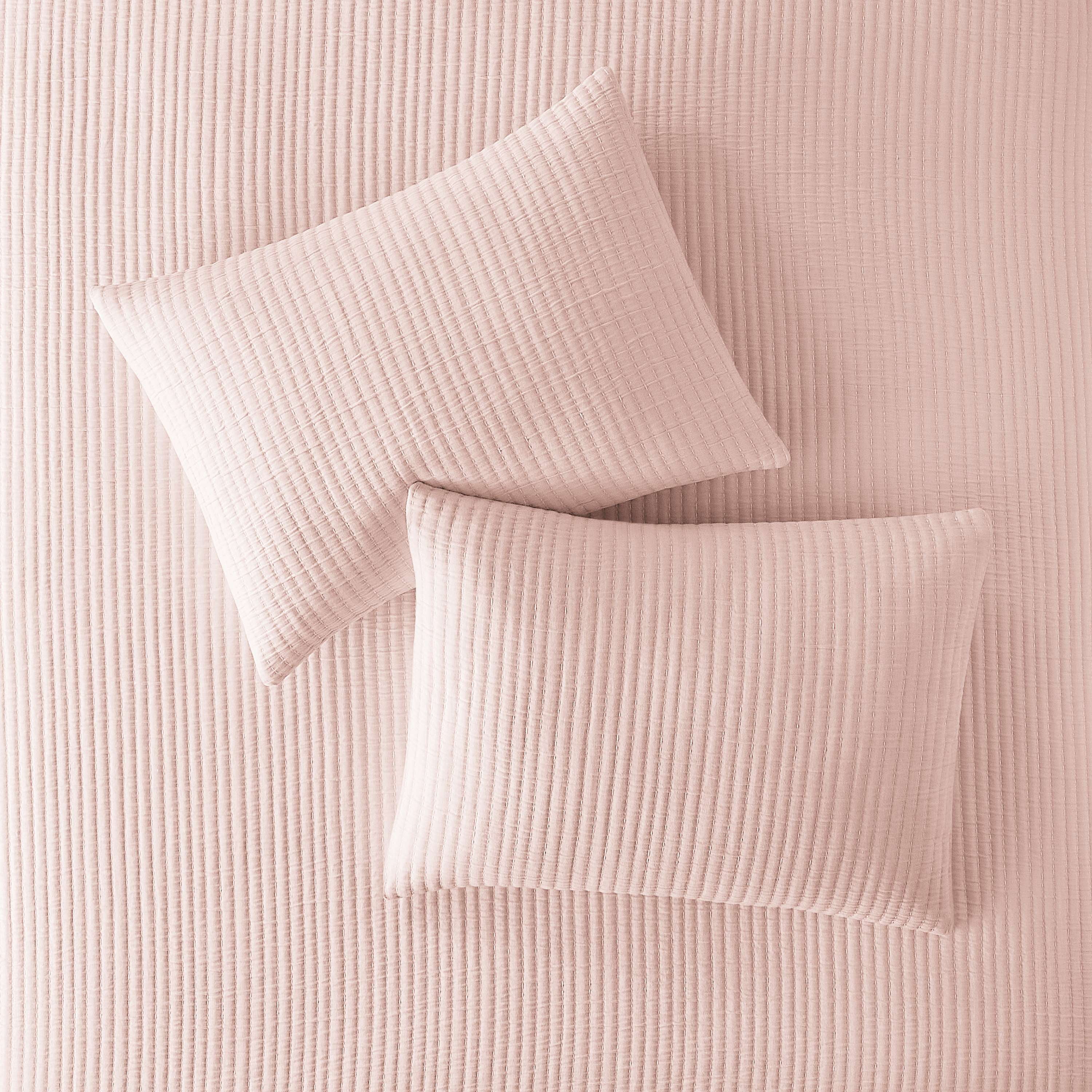 Mainstays Full/Queen Quilt - Blush Pink Matelasse, Cotton-Rich, Reversible Bedding