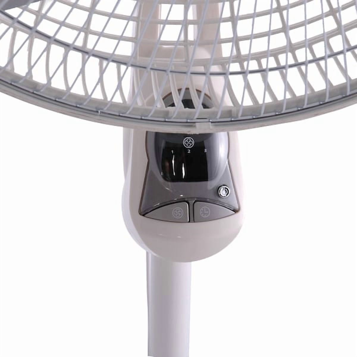 Air King 9880 18 in 3-Speed Oscillating Adjustable Height Electric Household Fan