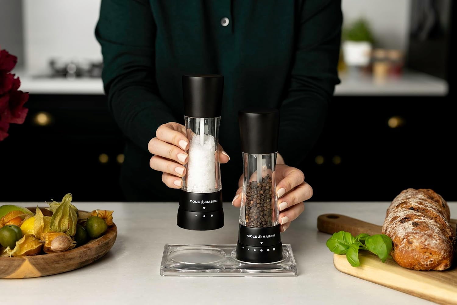 Derwent Pepper Grinder - Mill Includes Gourmet Precision Mechanism and Premium Peppercorns - Pepper Mill, Matt Black
