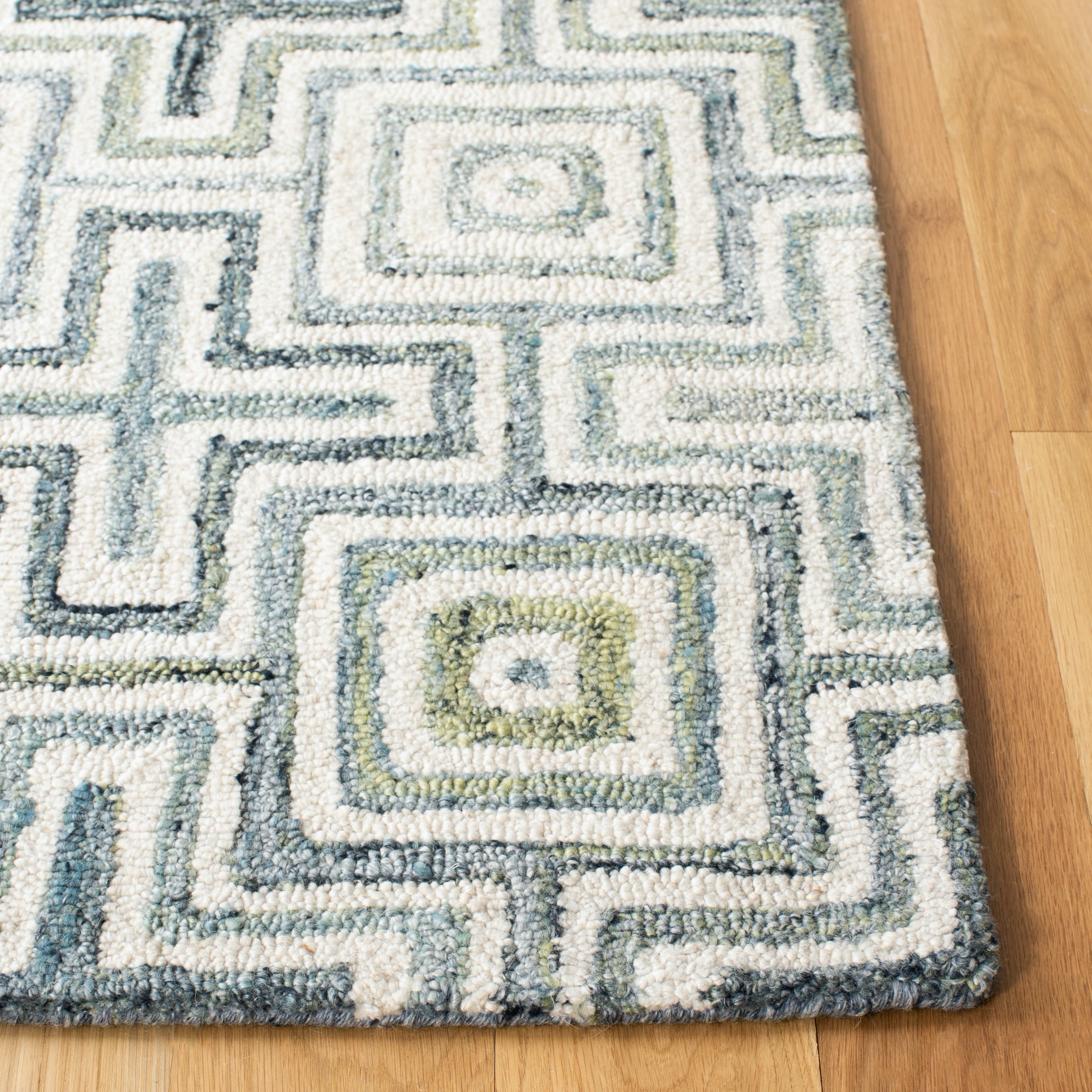 SAFAVIEH Marquee Vaughn Geometric Area Rug, Ivory/Blue, 5' x 8'