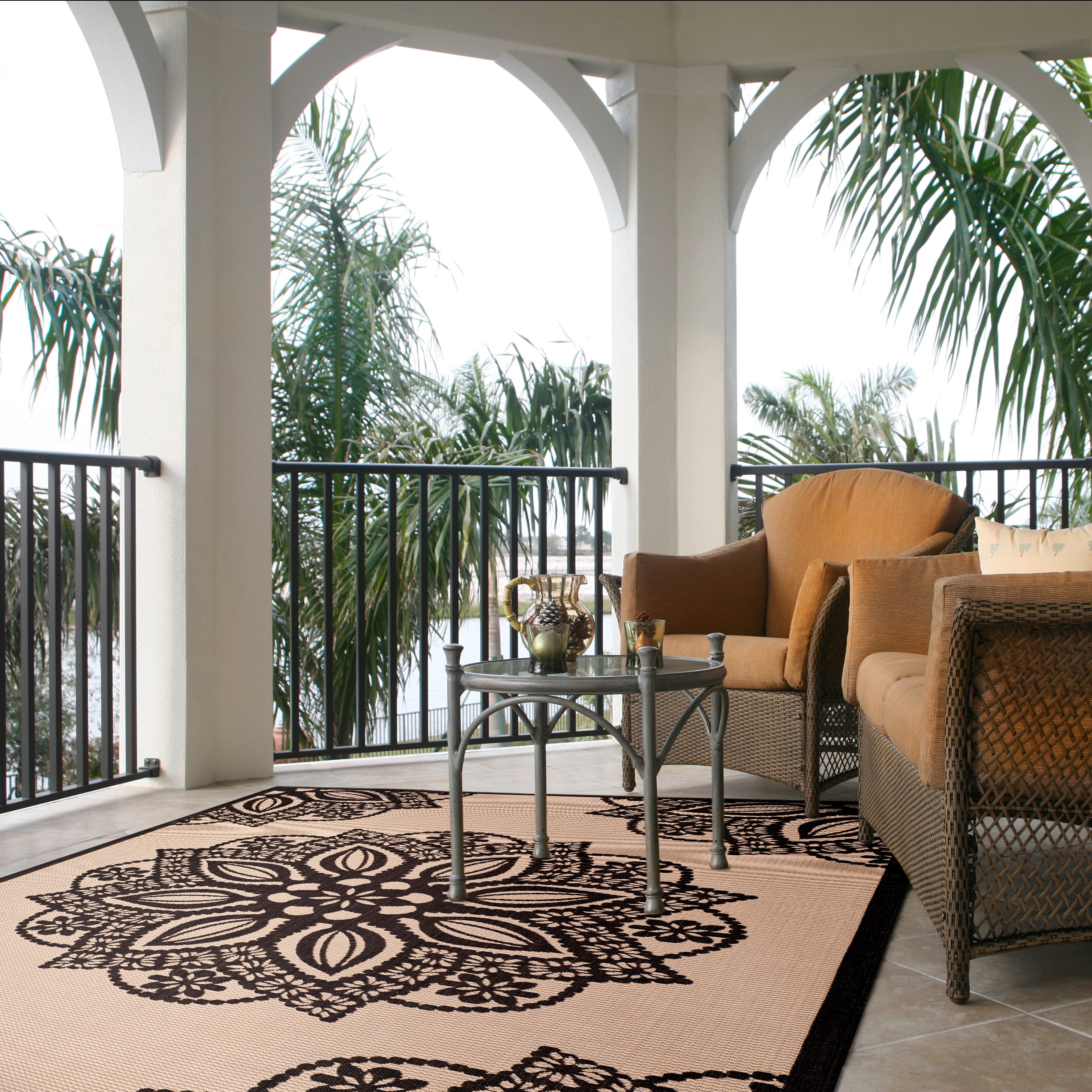 Safavieh Courtyard Millicent Medallion Indoor/Outdoor Area Rug, Beige/Black, 4' x 5'7"
