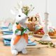 thumbnail image 1 of Fiudx Estatua de Zanahoria de Pascua de Primavera, Figura de Conejo de Resina, Temática Primaveral, Decoración para Fiesta de Pascua, Ideal para Bodas, Exhibición de Mesa Navideña, 1 Pieza, 1 of 6