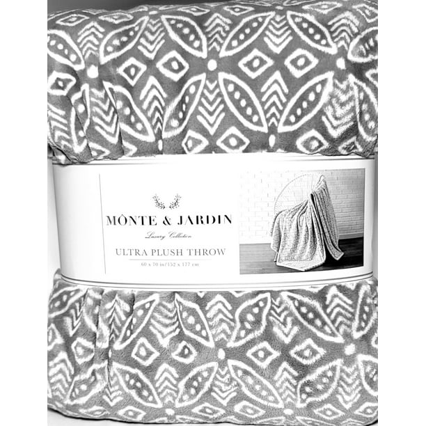 Monte & Jardin Luxury Collection. Ultra Plush Throw 60 x 70 in. (Light