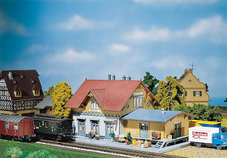 Small Faller 110092 Country Station HO Scale Building Kit 