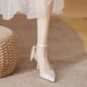 thumbnail image 2 of Colección Primavera/Verano 2024: Elegantes tacones altos de seda con punta en punta para mujer con tacones finos y correa en el tobillo 38, 2 of 5