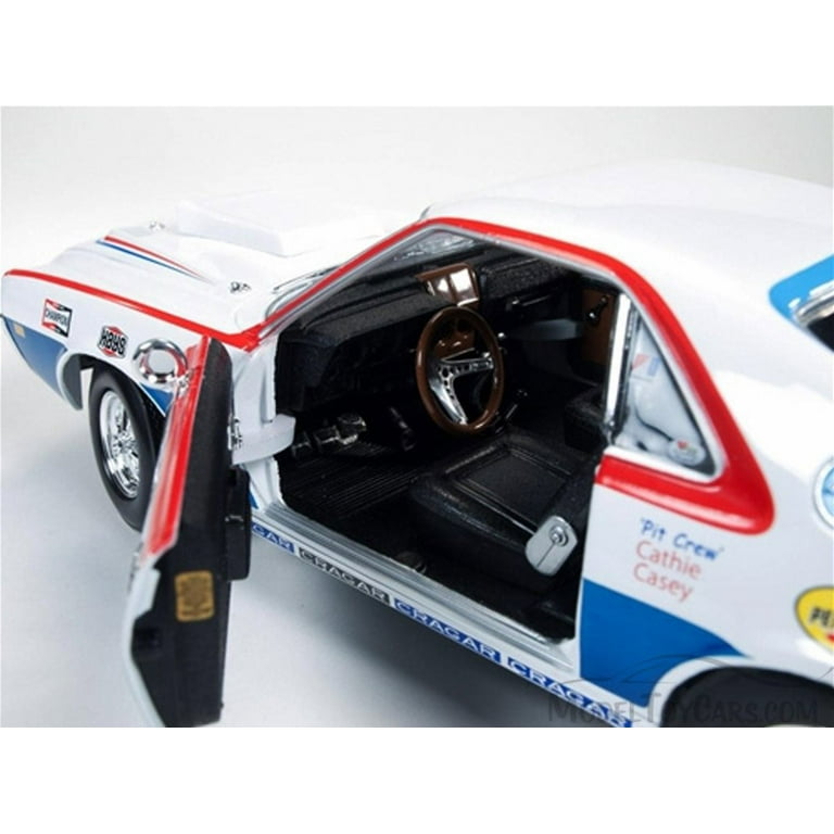 オートワールド 1/18 1969 AMC AMX 1:18 1969 AMC AMX Big Bad Green by Auto World - Town and