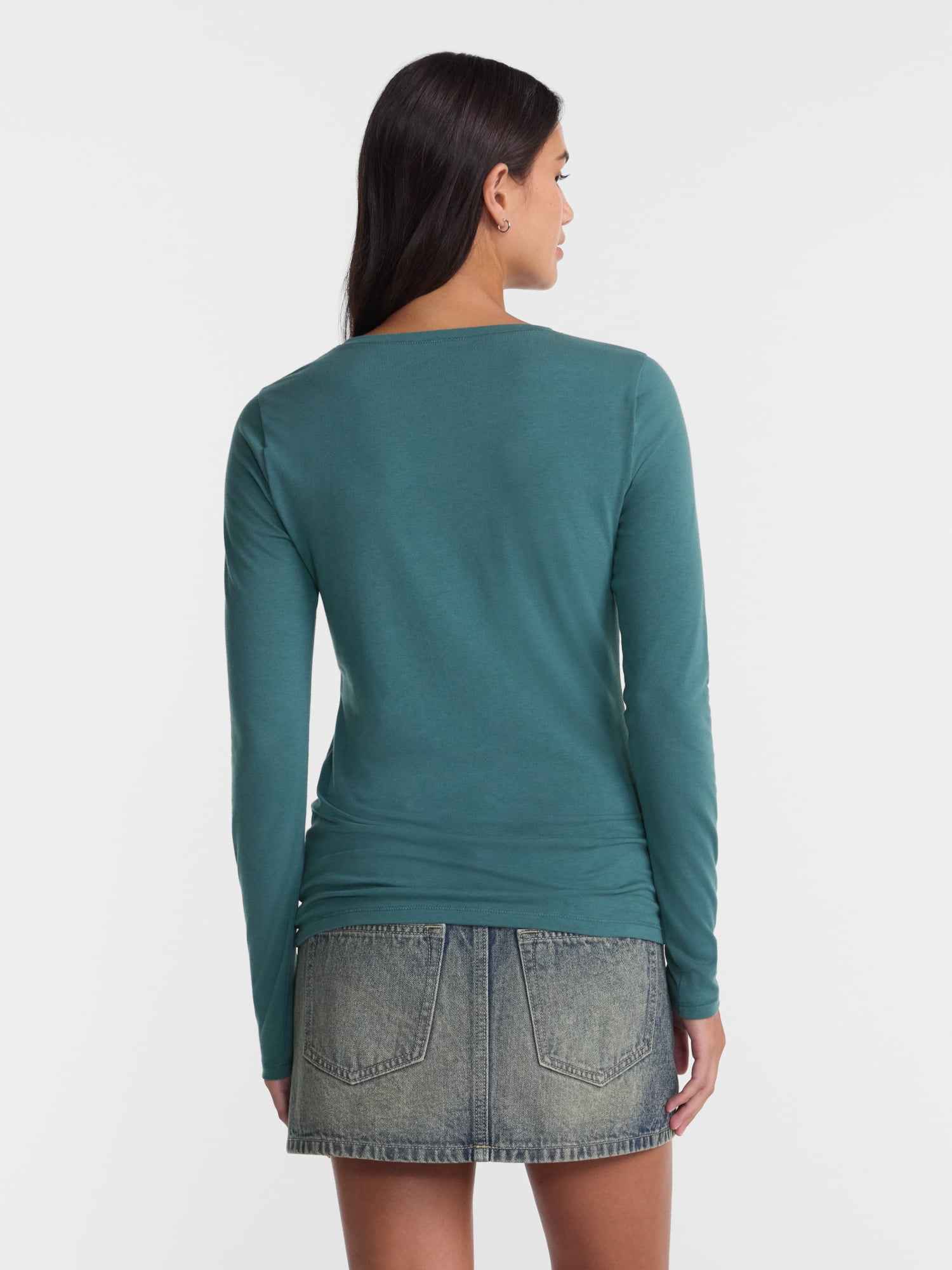No Boundaries Crewneck Tee with Long Sleeves, Women's XXS-XXL