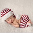 thumbnail image 2 of Accesorios de fotografía navideña para bebés recién nacidos Trajes fotográficos Disfraz navideño Sombrero de Papá Noel de Navidad 2 piezas Sombrero Pantalones para niños Niñas Conjunto de sesión de fo, 2 of 5