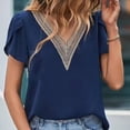 thumbnail image 2 of Camisa informal de verano morada para mujer, corte holgado con mangas de pétalos, parte superior de encaje con escote en V en talla XL, 2 of 8