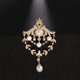 thumbnail image 3 of Broche de oro chapado en cobre con perlas reales de agua dulce estilo corte vintage, 3 of 5