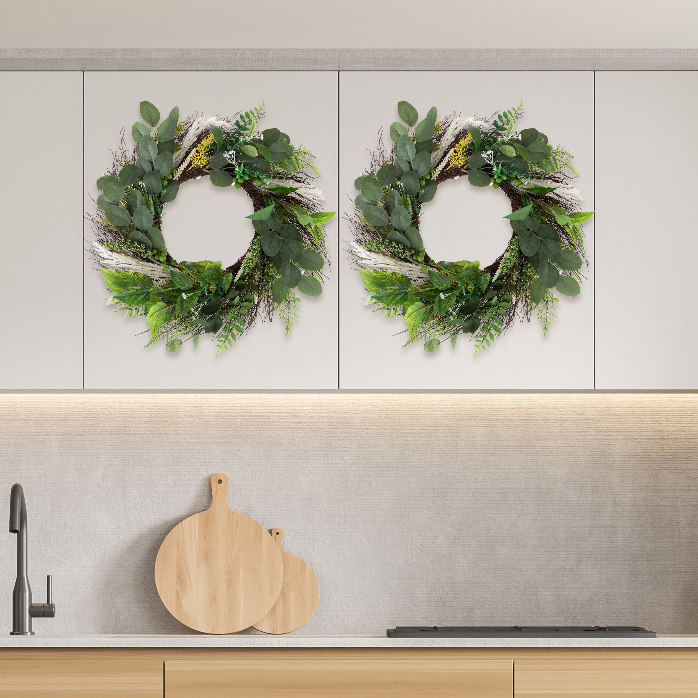 Pure Garden Set of Two 22-Inch Artificial Sweet Anne Eucalyptus Wreaths