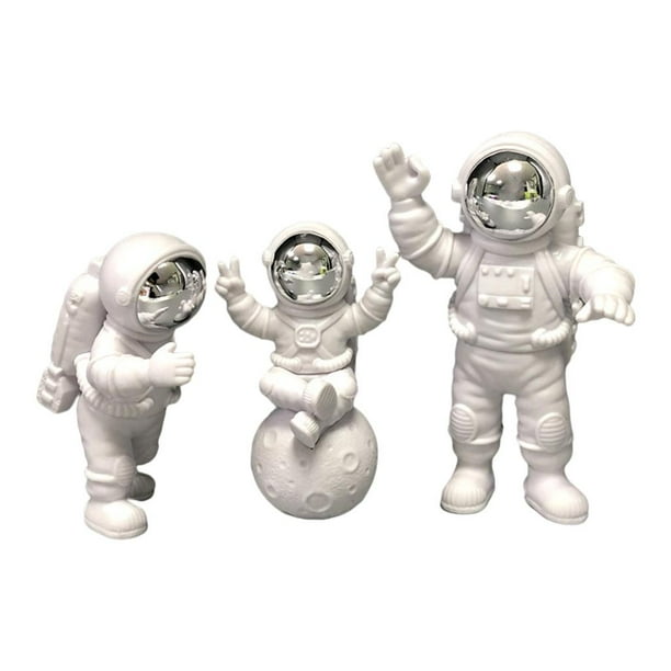 3 figuras de astronauta en miniatura, personajes del espacio exterior hechos a mano para el hogar. plata