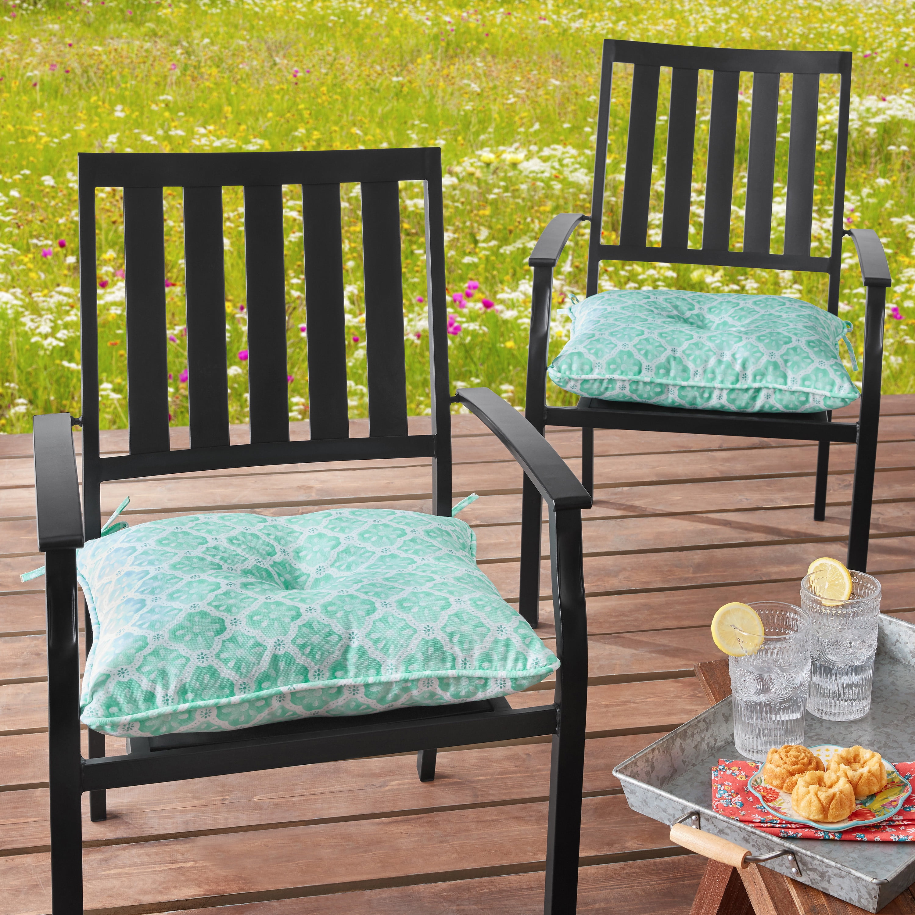 The Pioneer Woman 44 x 21 Reversible Delaney & Ditsy Floral Rectangle  Outdoor Chair Cushion, Multicolor 