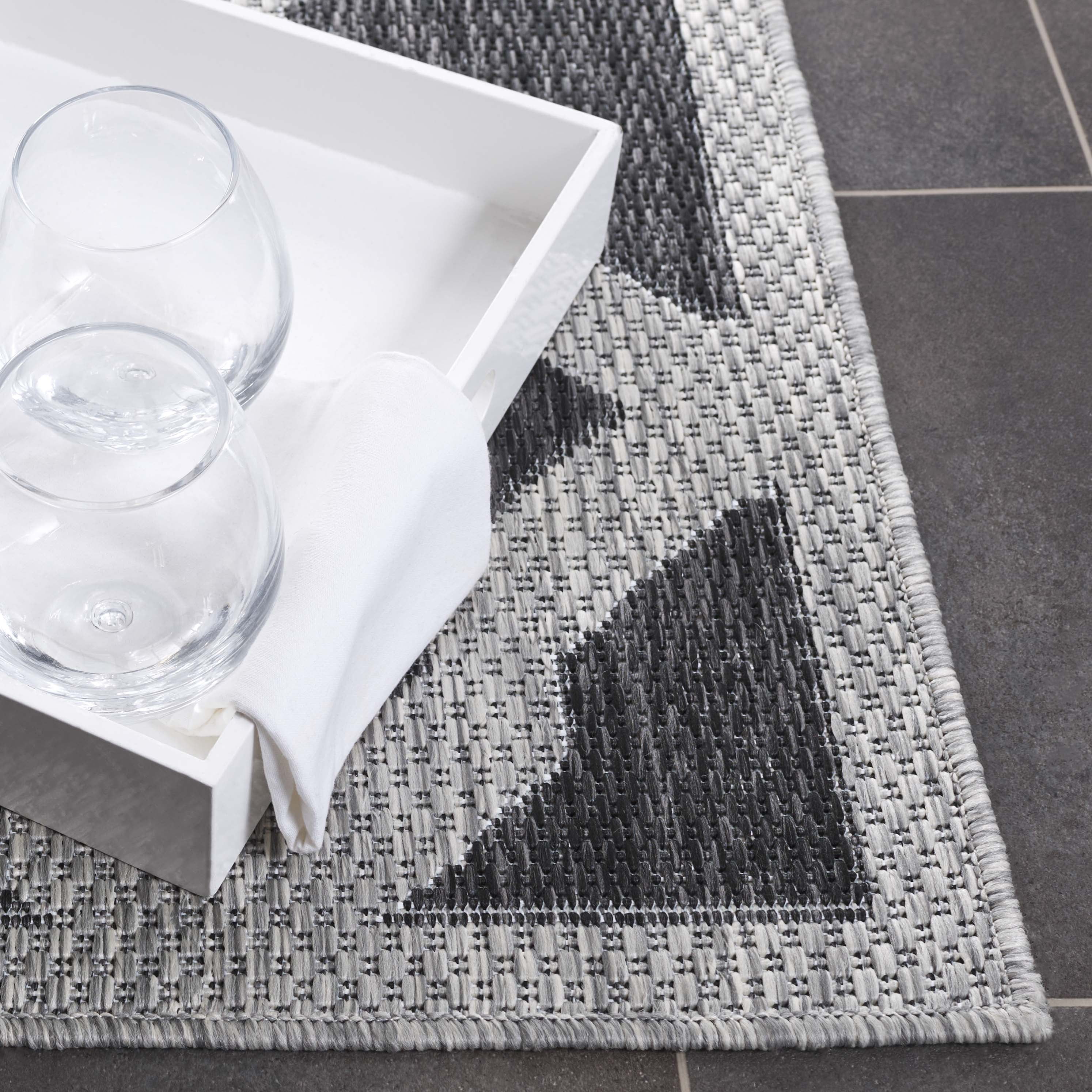 SAFAVIEH Beach House Jeptha Geometric Indoor/Outdoor Runner Rug, Charcoal/Gray, 2'2" x 10'