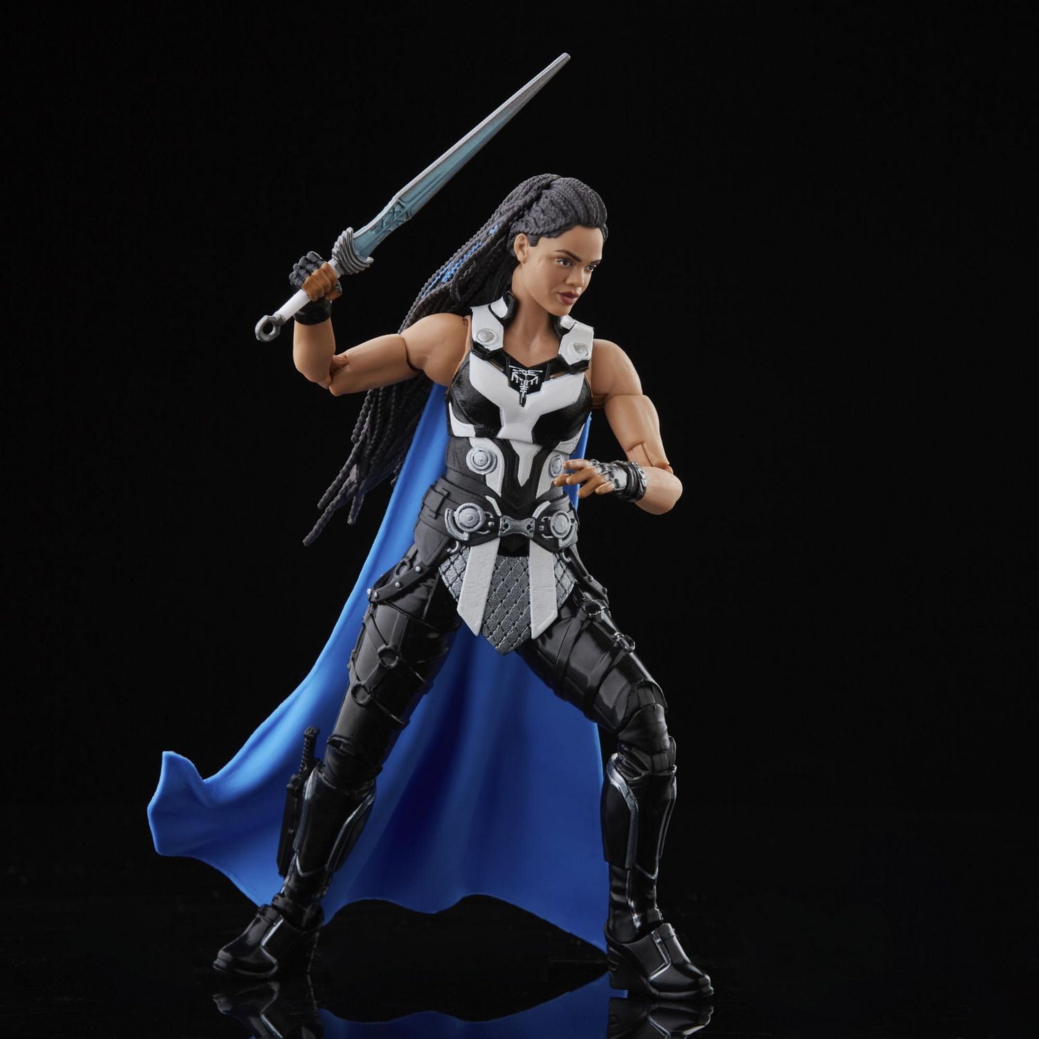 Marvel Legends Series Thor: Love and Thunder, figurine de collection King Valkyrie de 15 cm avec 1 accessoire et 2 pièces Build-a-Figure