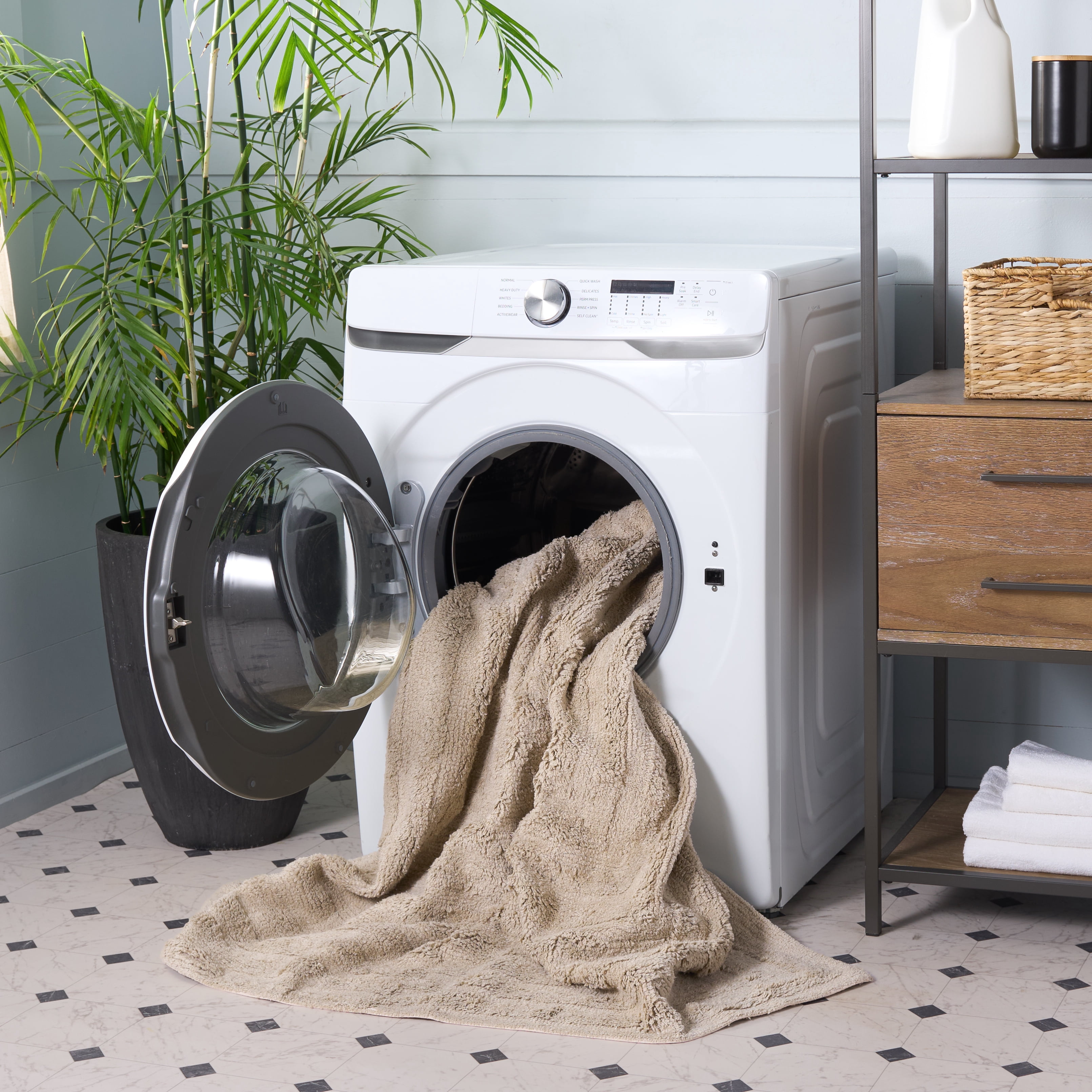 SAFAVIEH Easy Care Miraj Solid Machine Washable Area Rug, Sage, 4' x 6'