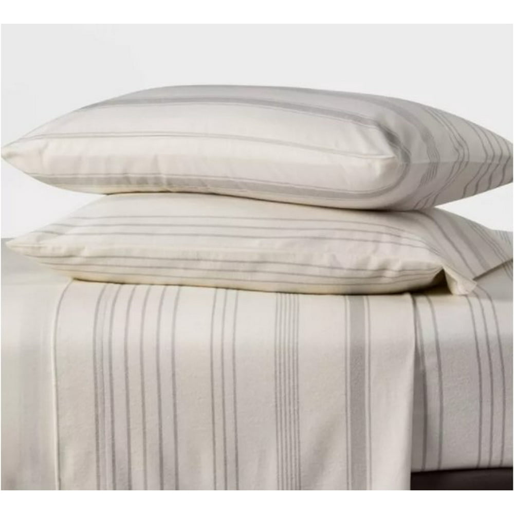 Printed Flannel Sheet Set Threshold Queen