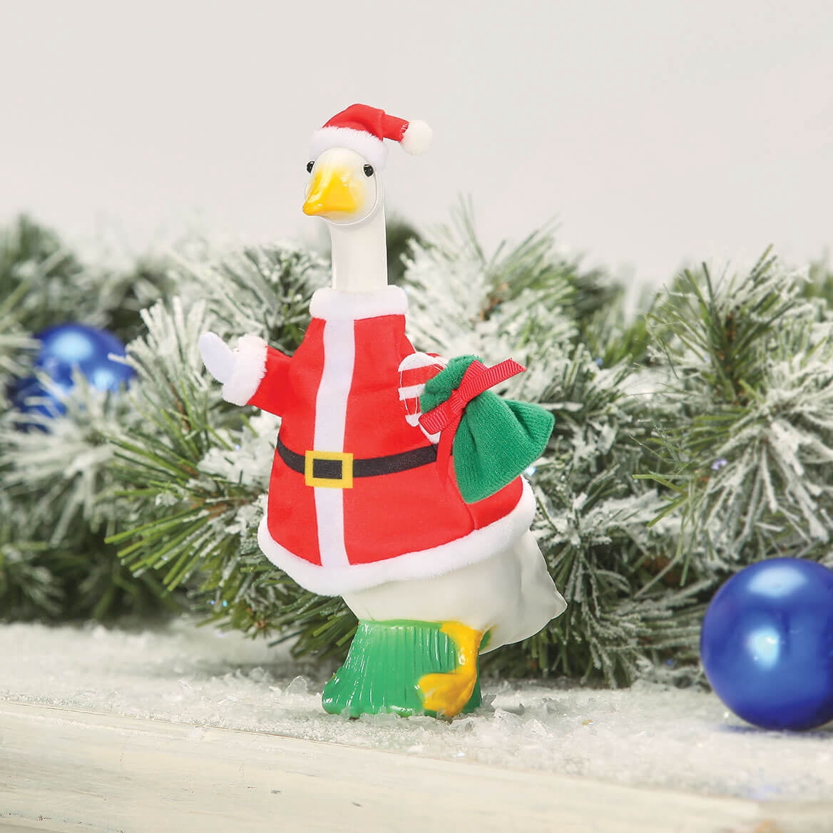 Gaggleville 7" Desktop Goose Figurine with All Seasons Outfit Bundle – Includes 4 Adorable Seasonal Costumes for Spring, Summer, Fall & Winter – Fun I