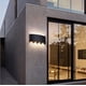 thumbnail image 5 of Aplique de pared LED moderno de 8 W, aplique de pared de aluminio negro, aplique de pared exterior impermeable IP65, adecuado para decoración de iluminación en pasillos, escaleras, salas de estar, bla, 5 of 5