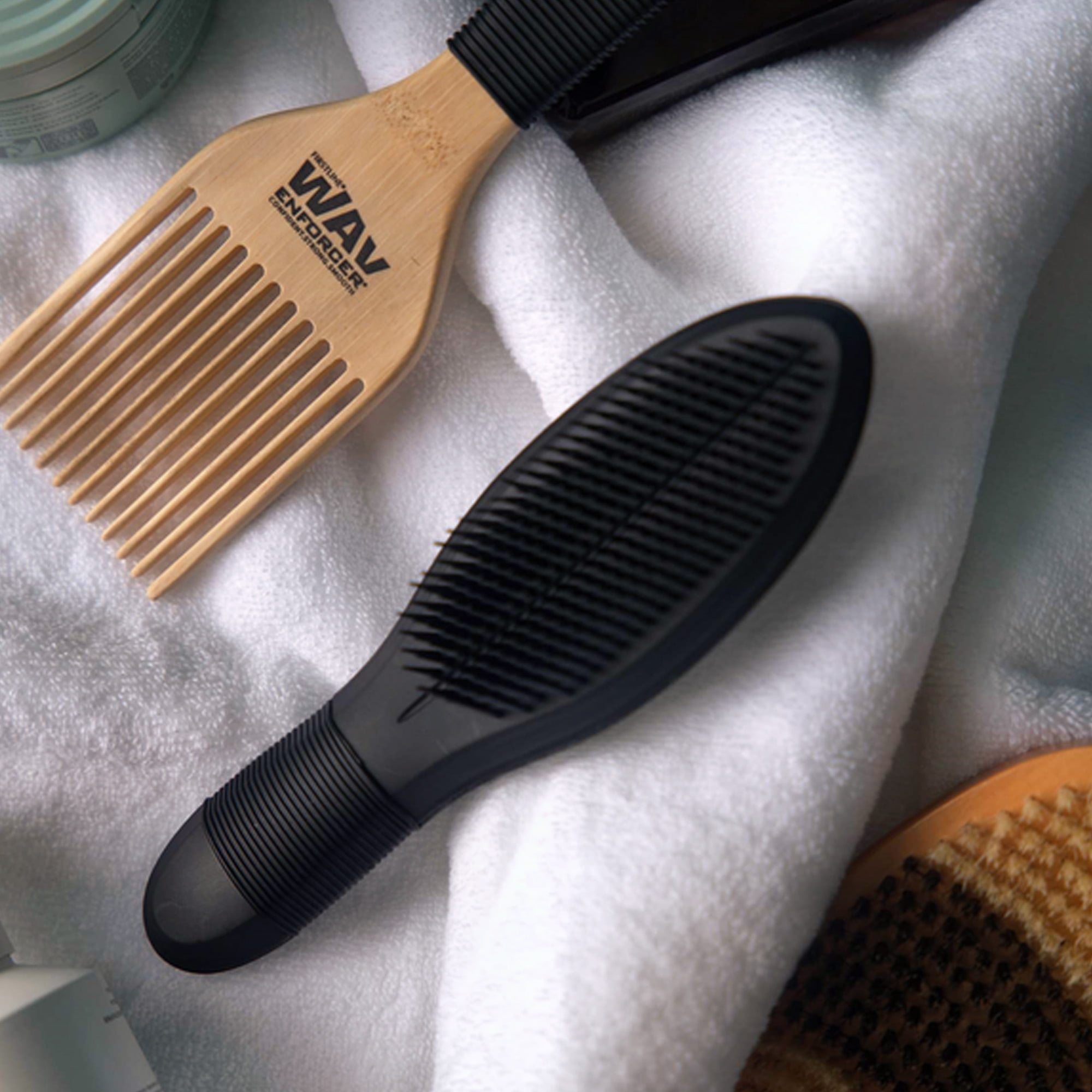 リラクゼーショングッズ BRILLIANT WAVE WavEnforcer Flex Detangler - Walmart.com