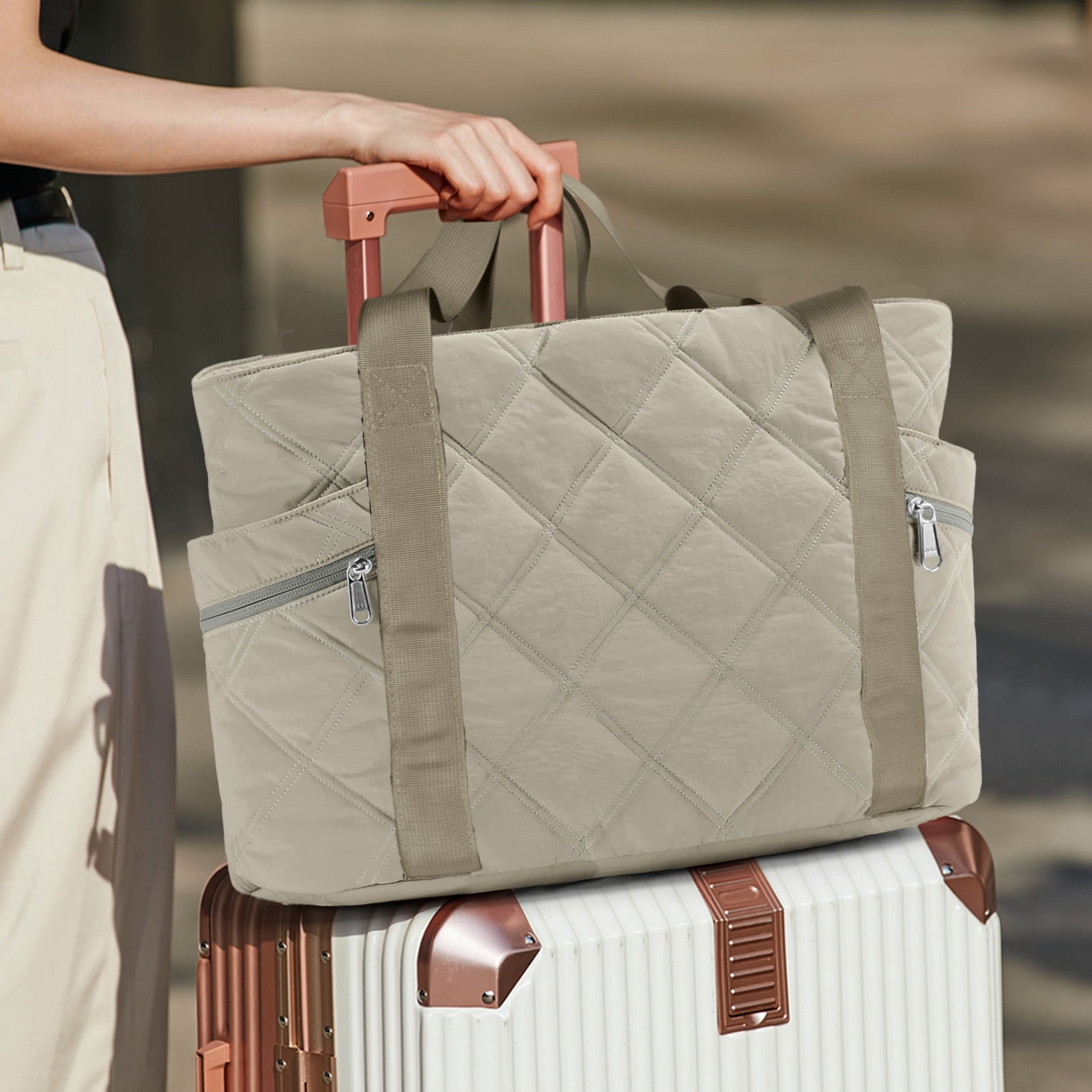 Gynky Tote Bag for Women Travel Bags Quilted Carry On Shoulder Bag for Travel Gym Weekend, Camel
