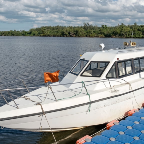 WRISTBIQUE Rust-Resistant Stainless Steel Marine Flag Pole for Boats, Outdoor Use, and Weatherproof Flagpole