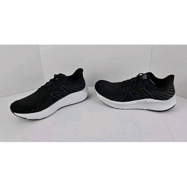 New Balance Fresh Foam Vongo V5 MVNGOBS5 Men's Running Shoe Sz 11.5 2E