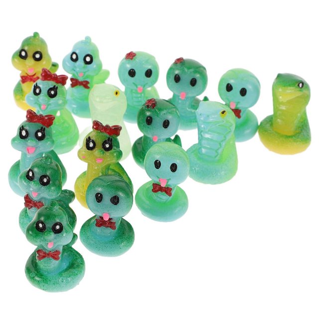 16pcs Luminous Mini Resin Snake Figurines – Cute Tiny Models for DIY Micro Landscapes, Adorable Garden Ornaments, Glow in the Dark Decor for Lawn