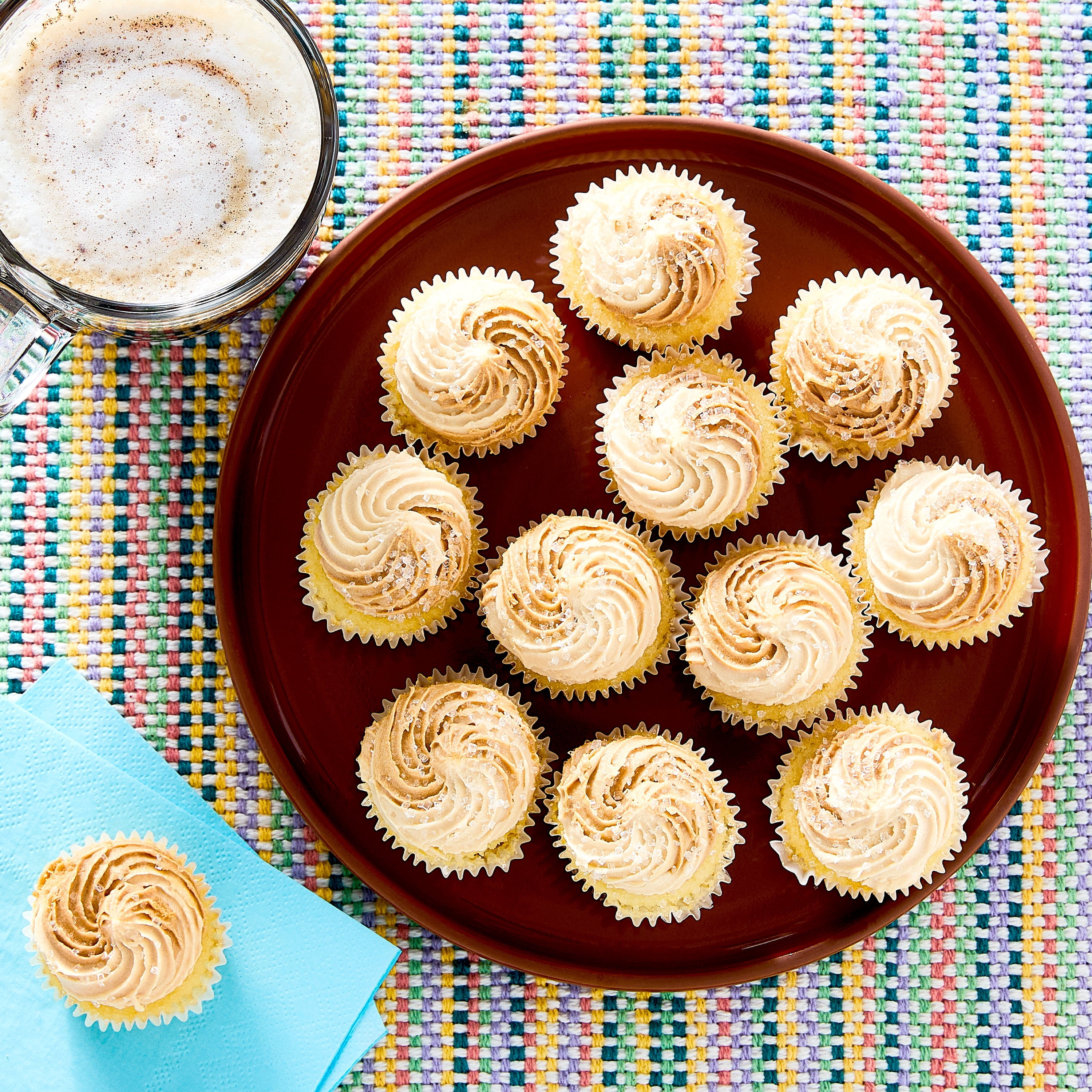Freshness Guaranteed Churro Mini Baked Cupcakes, 10 oz Tray, 12 Count