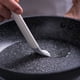thumbnail image 3 of Cepillo de Aceite para Barbacoa Moyic Resistente al Calor 230 °, 3 of 6
