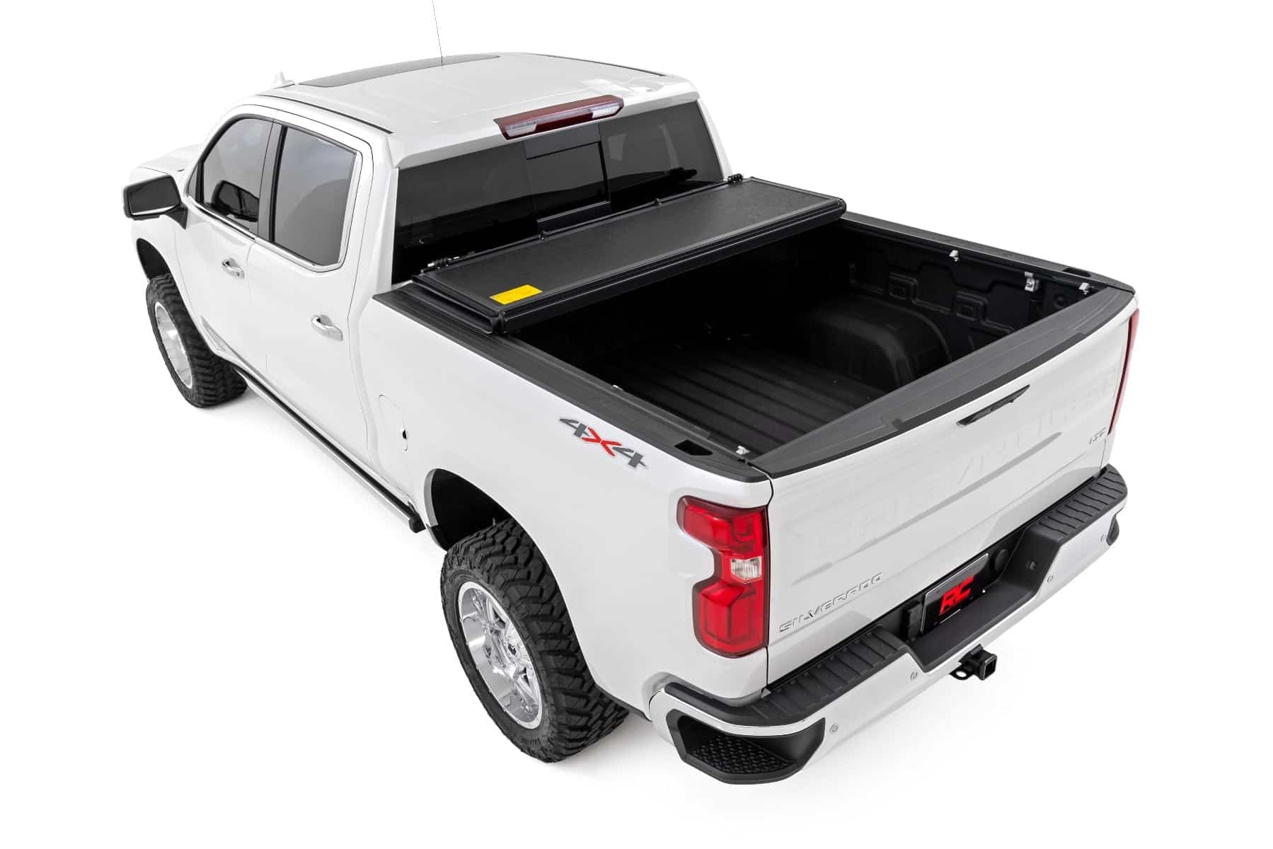 Rough Country Low Profile Bed Cover for 19-26 Chevy/GMC 1500 | 6'7" - 47120650B