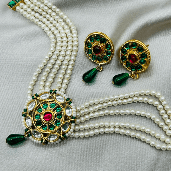 Kajaro Designs Jewels Kundan Choker Necklace Set with Earrings for Women | Lightweight Jewelry for Weddings and Special Occasions